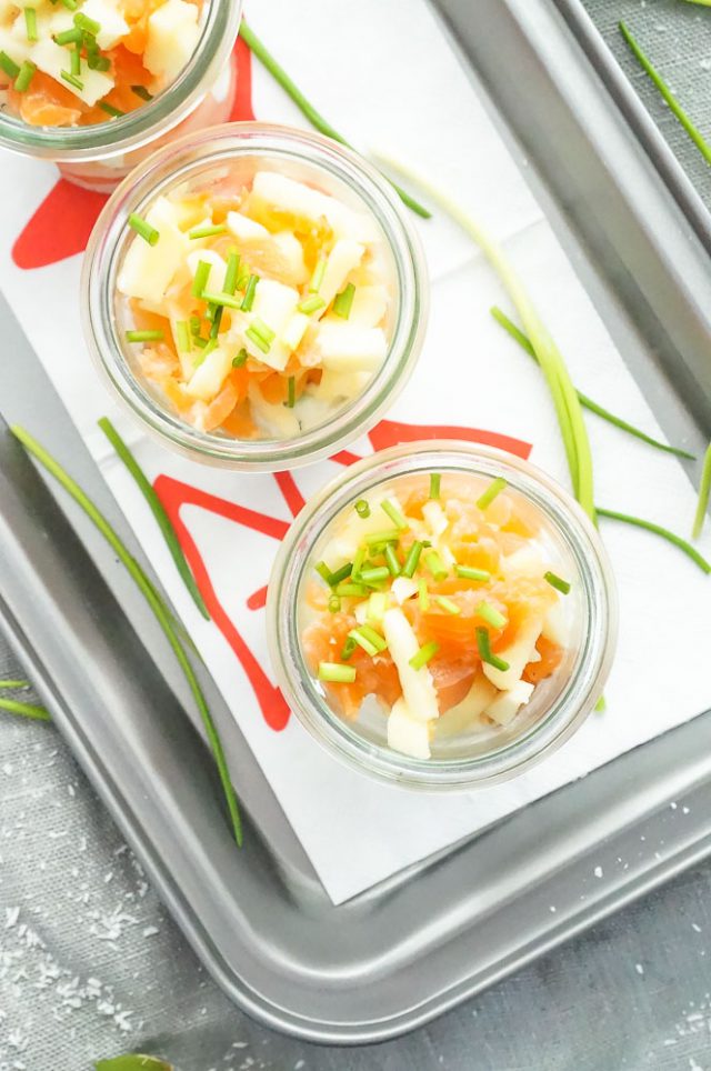 Amuse In Een Glaasje Met Zalm En Appel Mind Your Feed