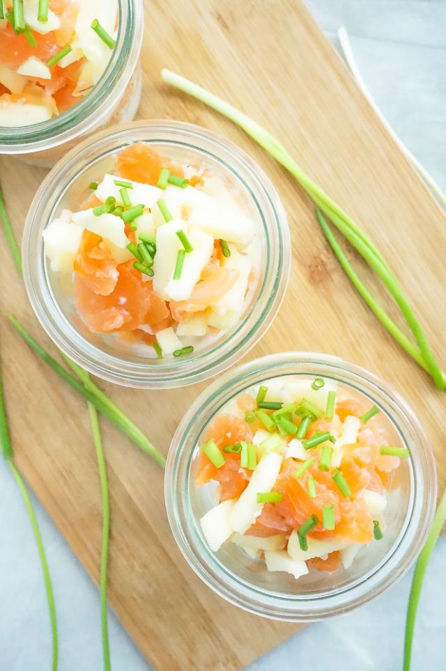 Amuse In Een Glaasje Met Zalm En Appel Mind Your Feed